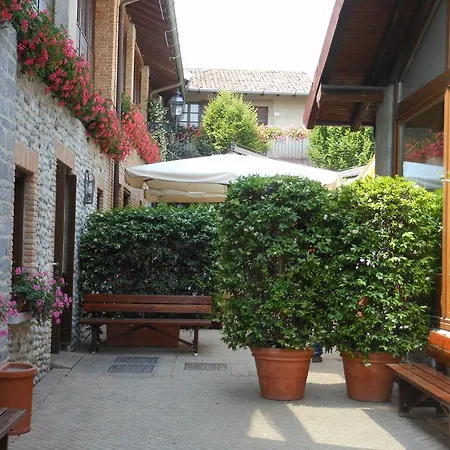 Agriturismo Cassinazza Feriegård Orsenigo