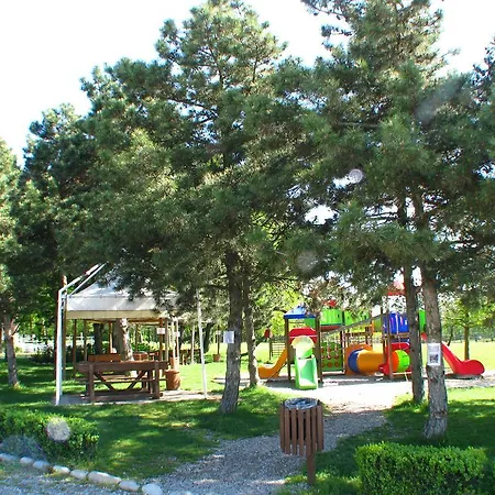 مزرعة للإقامة Cassinazza Orsenigo