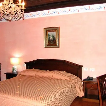 Cassinazza Alloggio per agriturismo Orsenigo